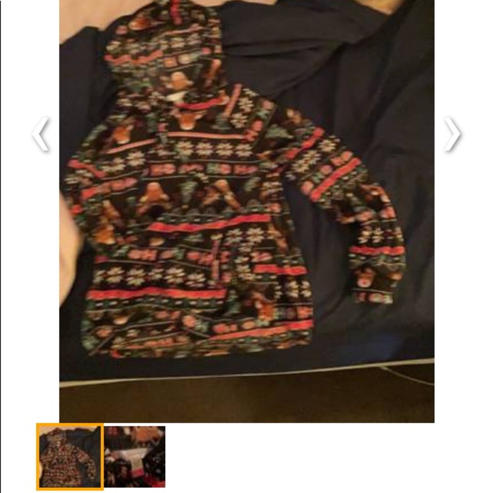 Christmas Fleece with full front pocket for two hands. Hoodie. Women’s Medium.